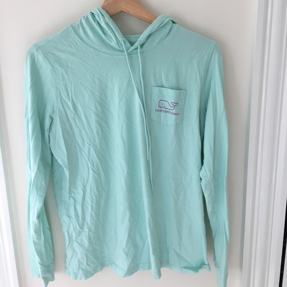 Vineyard vines long sleeve hooded t-shirt
